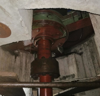 Turbina hidráulica vertical de la turbina 600kw Kaplan de Kaplan en la rejilla para Mini Hydro Station