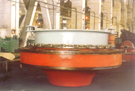 Turbina hidráulica Kaplan de acero inoxidable duradera con hoja de corredor fija y voltaje de 400 V