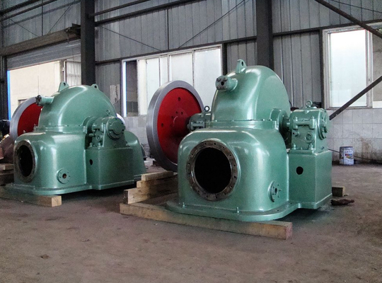 vertical del impulso 1650kw	Boca multi hidráulica de la turbina 6000V 750RPM de Pelton