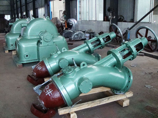 vertical del impulso 1650kw	Boca multi hidráulica de la turbina 6000V 750RPM de Pelton