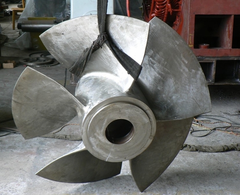 Cuchilla ajustable del corredor de la turbina hidráulica horizontal vertical de Kaplan sin cepillo