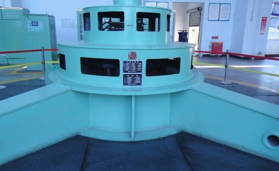 acero inoxidable de la turbina 400V Kaplan de Kaplan del agua 4000kw de la turbina hidráulica de la rueda