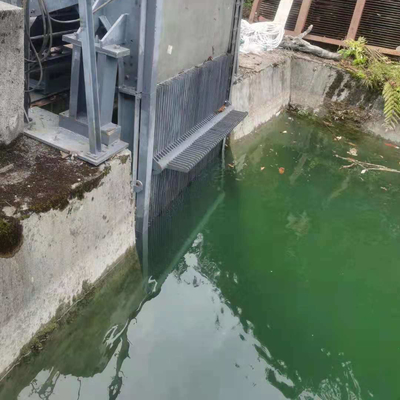 Sólido-líquido inútil alto Effiency separativo de la pantalla de barra de estante de la basura del PLC de la planta de agua