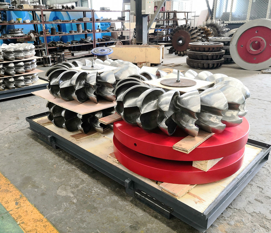 Turbina de impulso de agua con cabecera de agua nominal de 134 m y presión de entrada de 1-20 bar