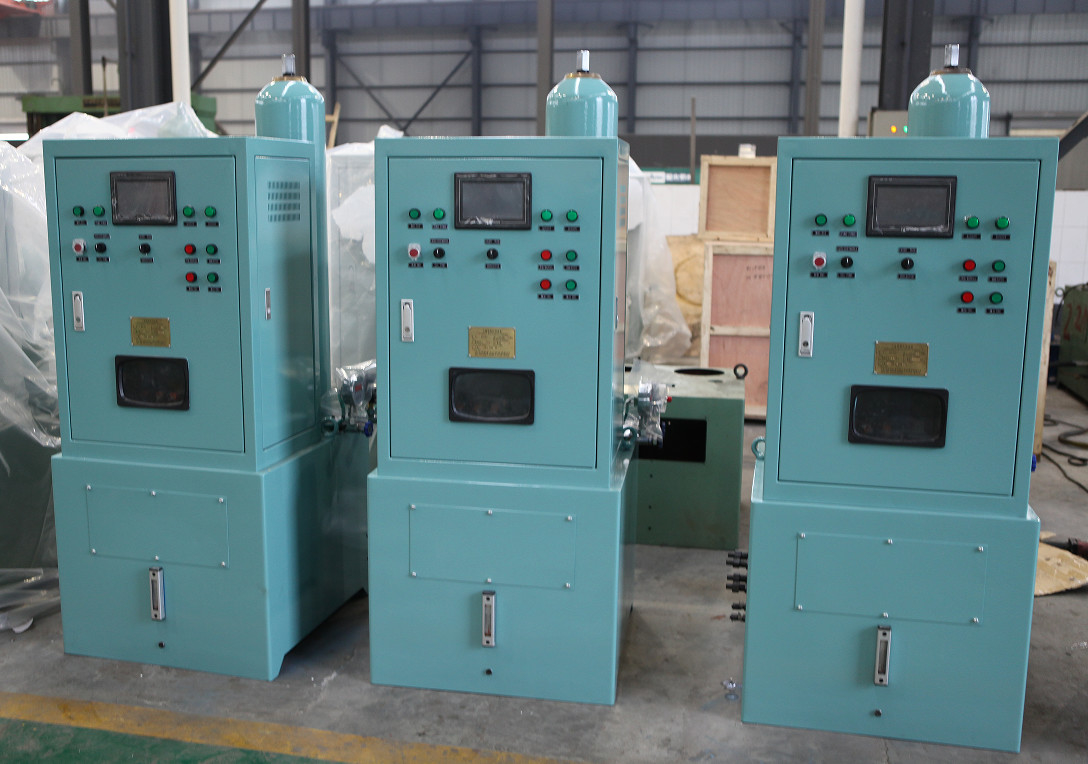 100A Sistema de excitación del generador de corriente nominal /- 10% Rango de regulación de tensión 750 Rpm Velocidad nominal
