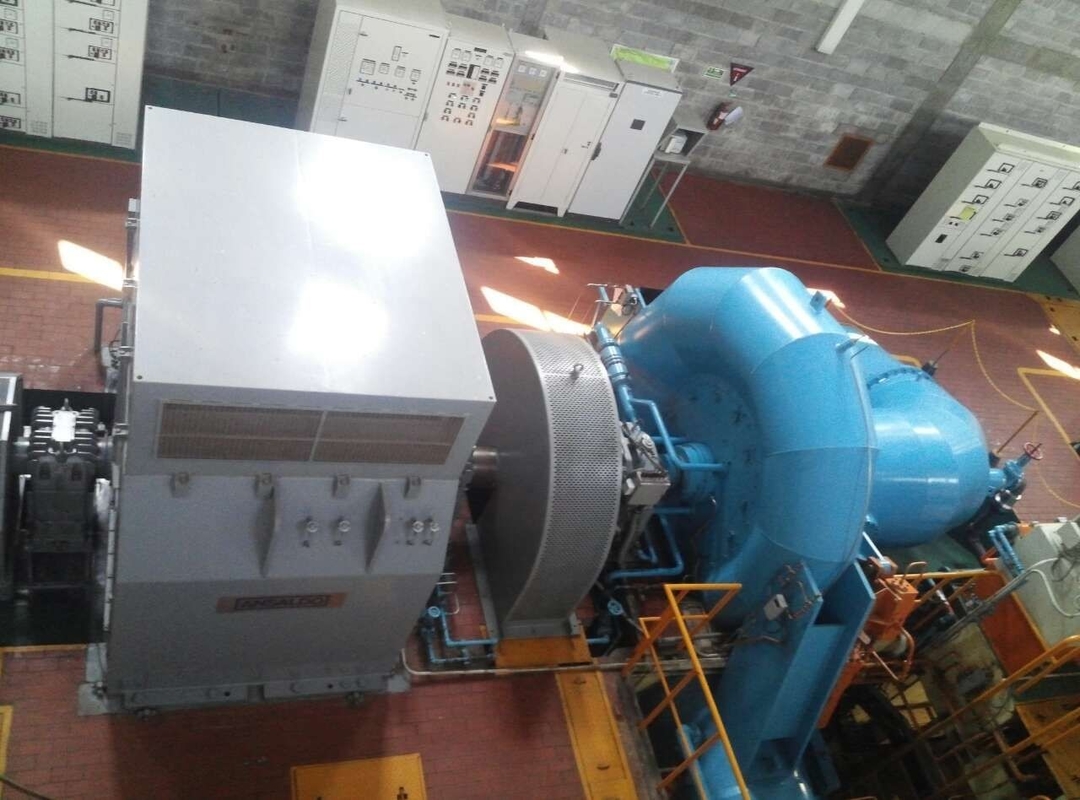 Sistema de excitación avanzada de 100 V de voltaje de entrada de corriente alterna con /- 10% de rango de regulación de voltaje