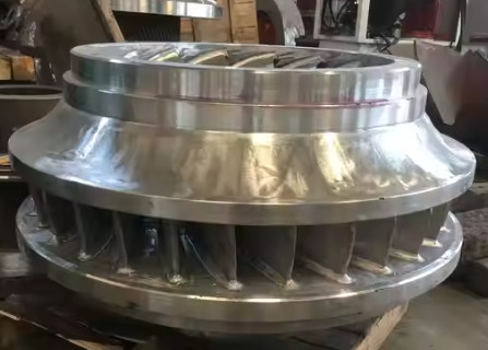 Eficiencia nominal del 96% Francis Turbina hidroeléctrica Flujo horizontal de salida de la turbina Francis 1,8 M3/s
