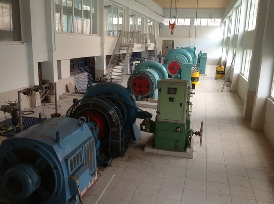 Turbina de agua Francis para el sector industrial de Francis Turbines Ltd. Flujo de entrada 2 M3/s