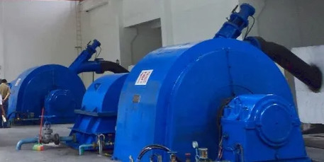 El material del corredor de acero inoxidable Pelton Turbina hidroeléctrica 2150kW Capacidad para una larga vida útil